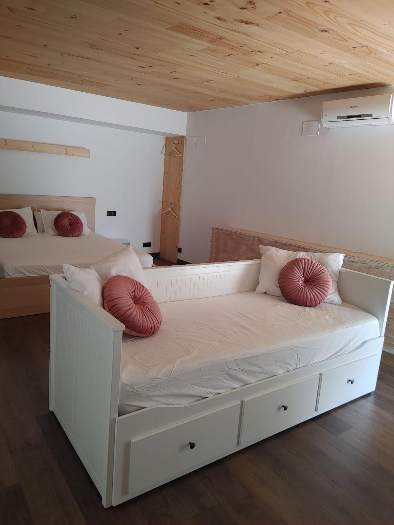 Bibrabe Home Сан Фелиу де Гиксолс Екстериор снимка