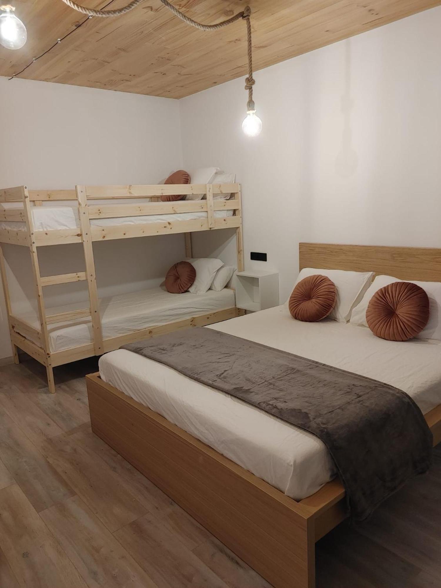 Bibrabe Home Сан Фелиу де Гиксолс Екстериор снимка